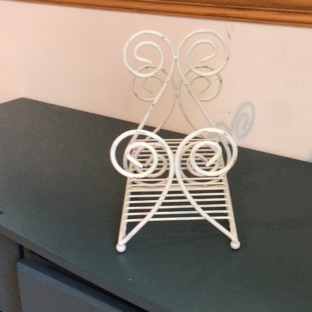 A lovely file folder holder.